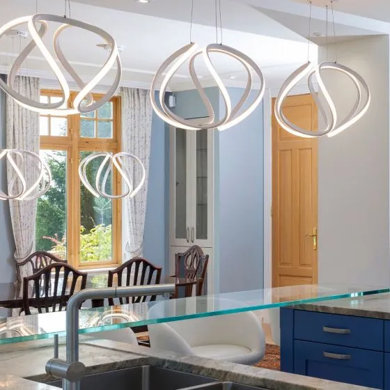 Alonsa Pendant White