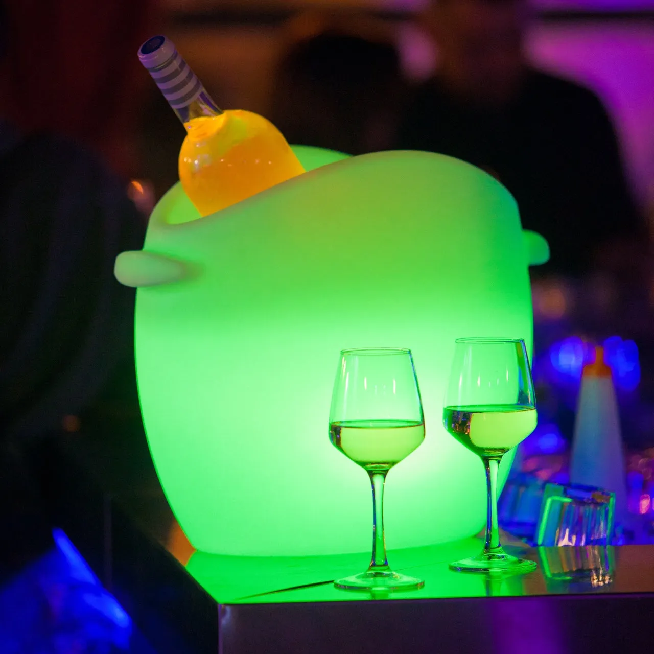 Fresh Illuminated Bluetooth LED Outdoor Ice Bucket
