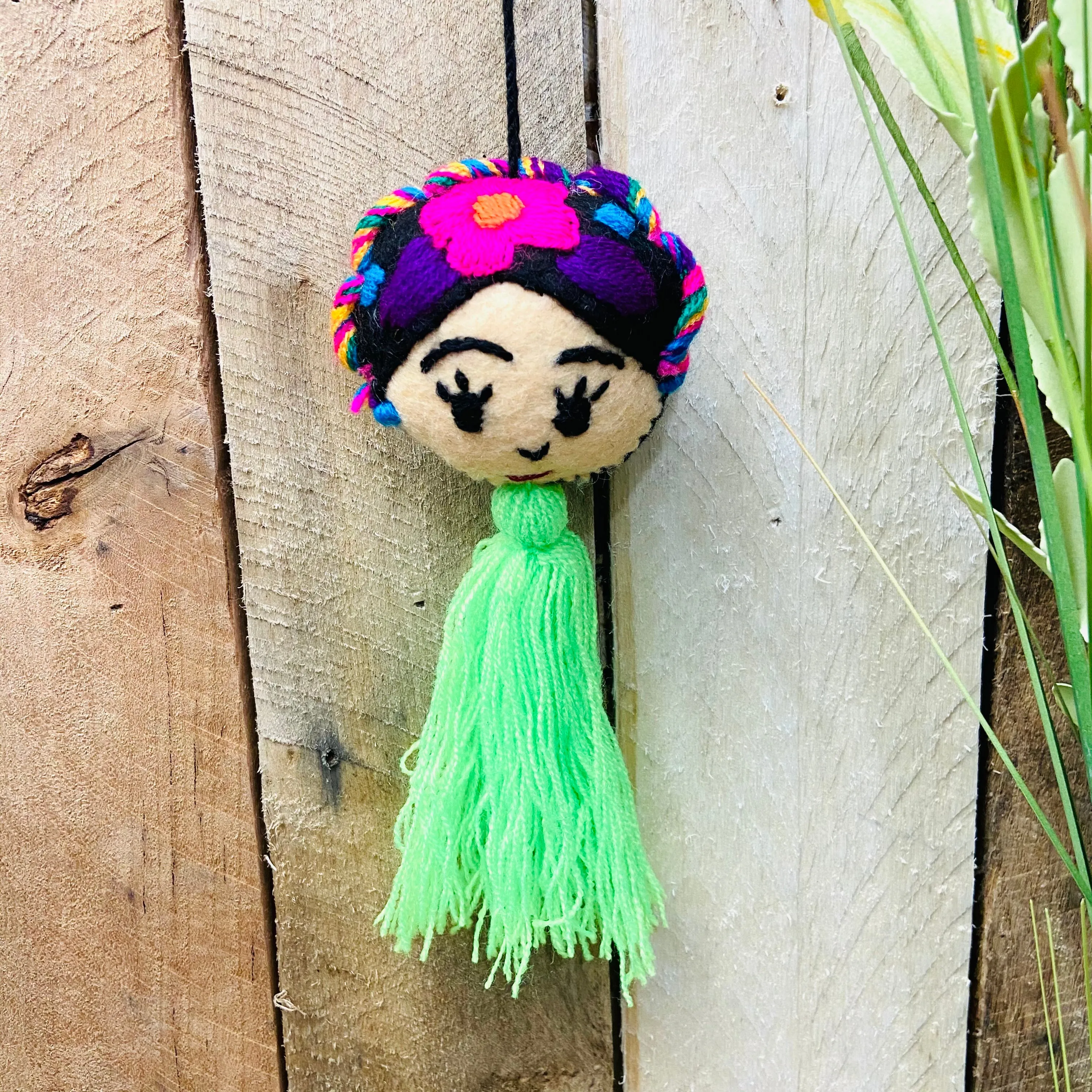 Frida Pom Pom - Singles