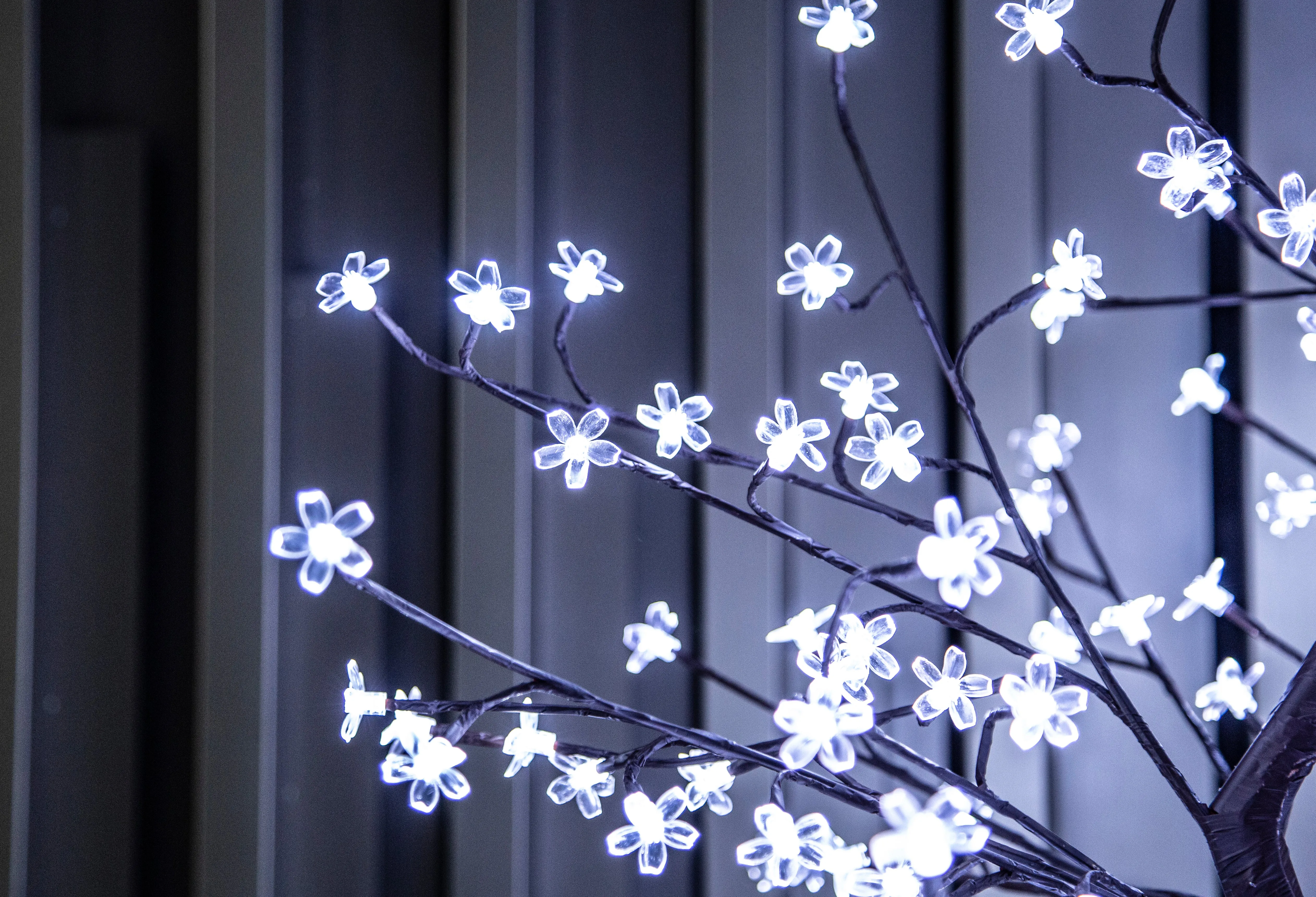Indoor and Outdoor LED Tree Dual Color With 336 LEDs